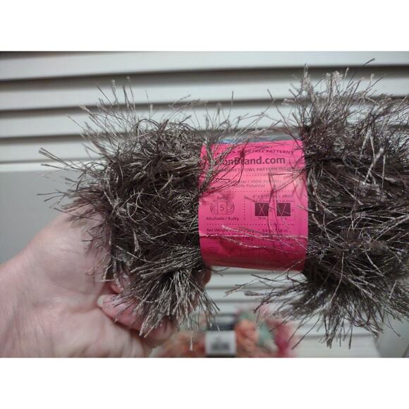 Lion Brand Fun Fur yarn 5 weight multicolor 5.25 oz total 192 yards length - Picture 7 of 11